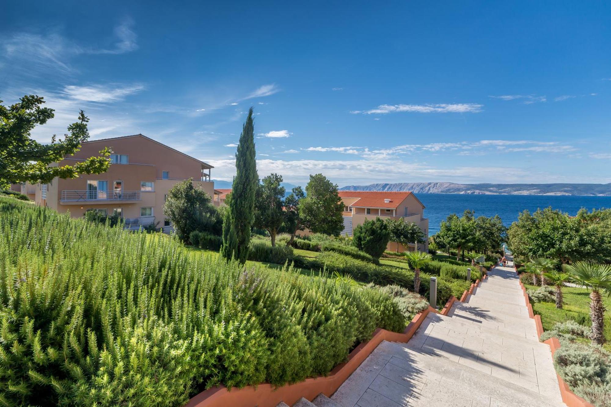 Apartments Grand Novi Vinodolski Resort Exterior foto